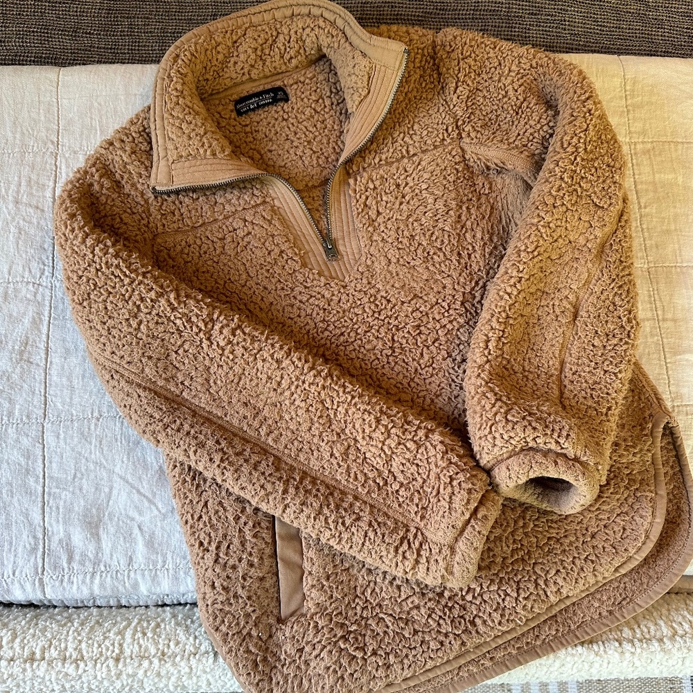 Abercrombie & Fitch Sherpa Pullover